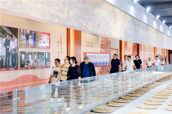 “一轻制造”助力京城烟火气 第二届一轻品牌嘉年华拉开帷幕