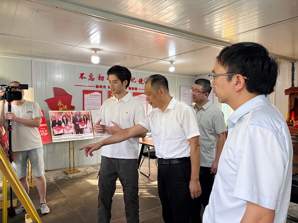 1761882596751636.jpg WechatIMG2752.jpg